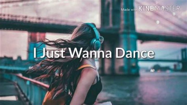 Baby i just wanna dance i dont really care i just wanna dance lyrics