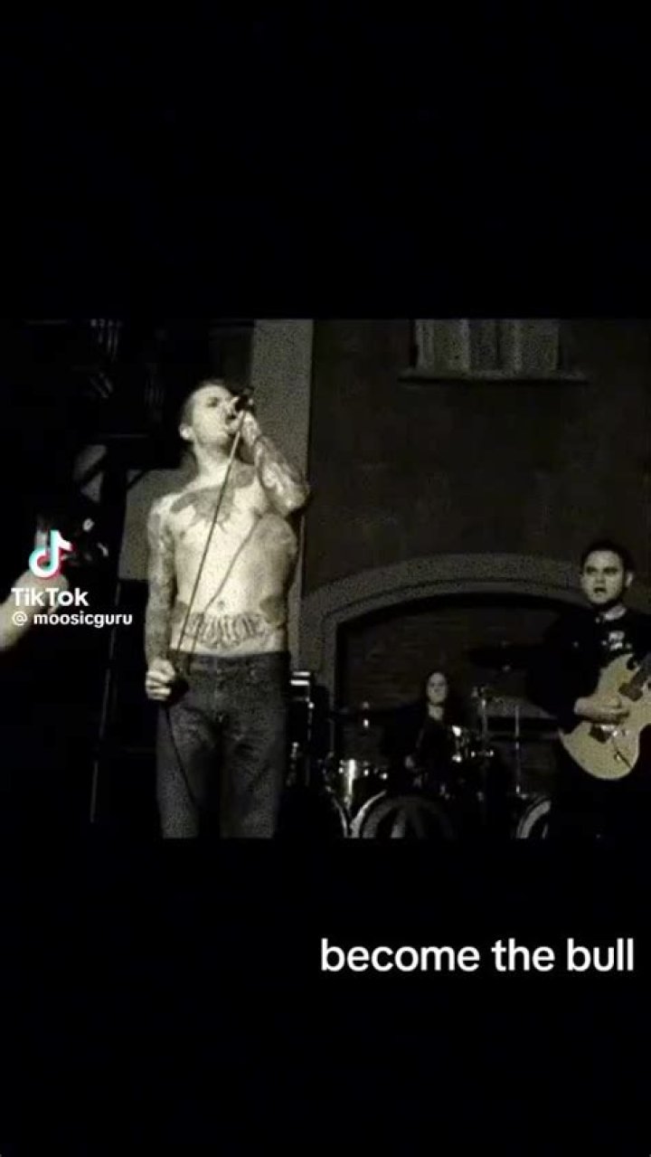 Becomethebull l lyrics