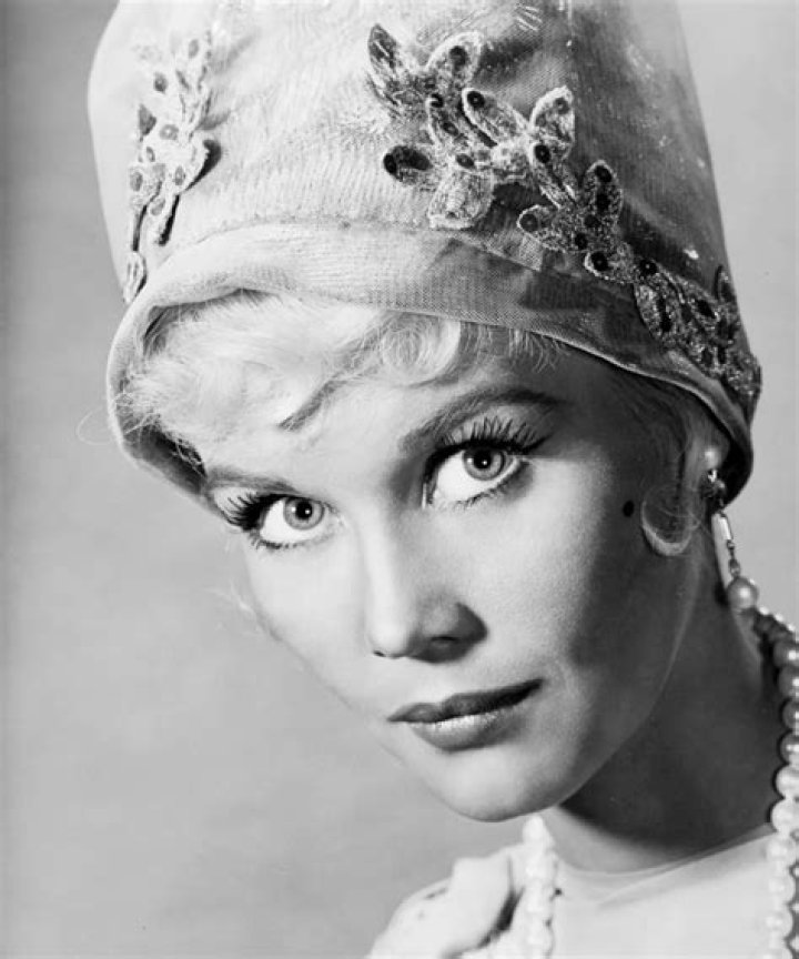 Dorothy Provine Facts
