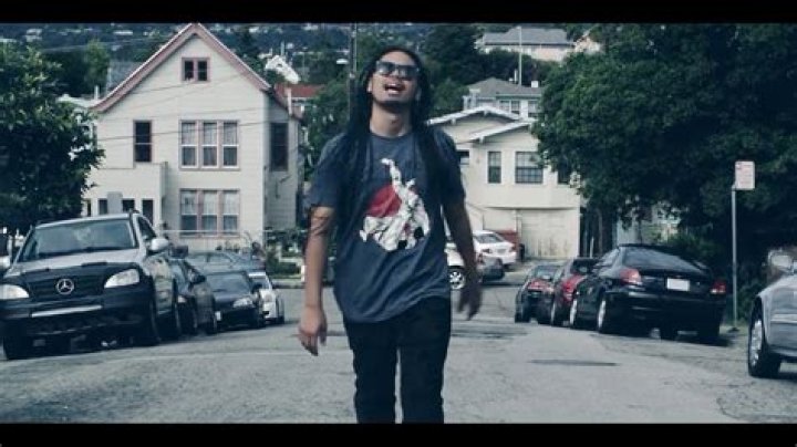 Ezale too high lyrics