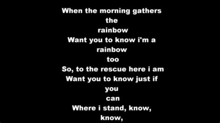 Hey everyone, look the sun is shining through lyrics