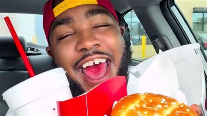 Ima bout to put some diamonds in my ears lyrics