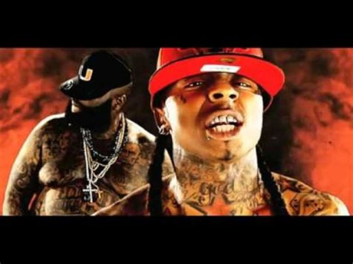 Lil wayne ft rick ross chopper in a car lyrics