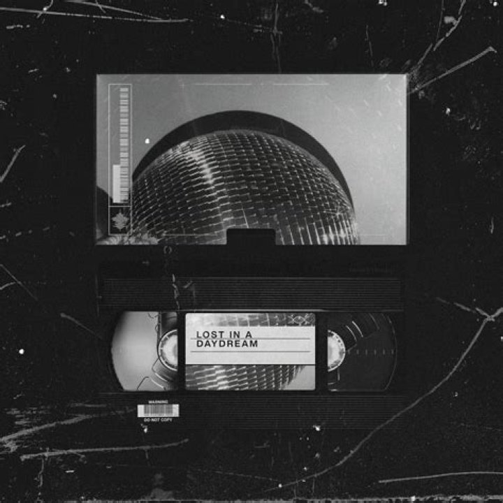 Lost in a daydream lyrics