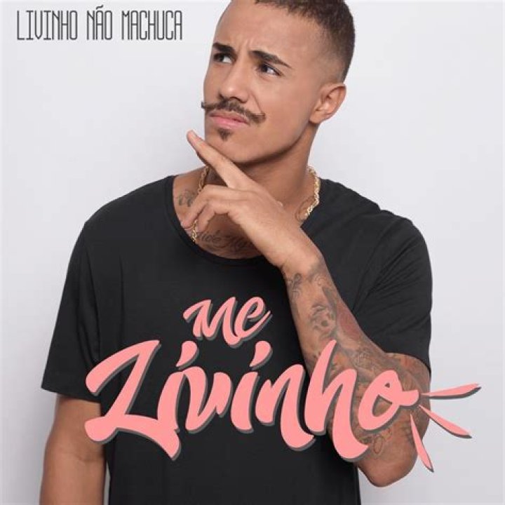 Mc Livinho Não Machuca Lyrics English Translation