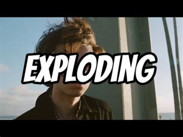 Mehro exploding lyrics