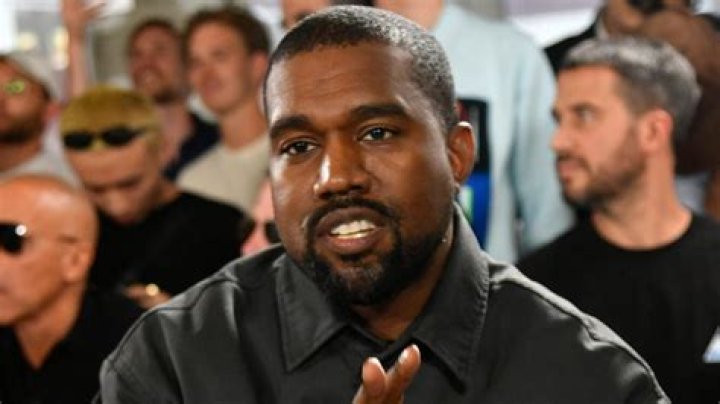 My weed too loud, my bitch too bad, my money too long, i’m rap game hitler lyrics