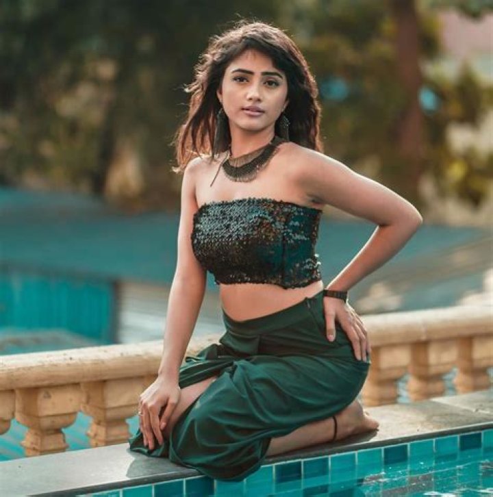 Nisha Guragain’s Viral Video ShareChat: Exploring the Phenomenon