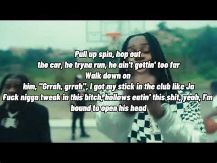 Off the court lyrics