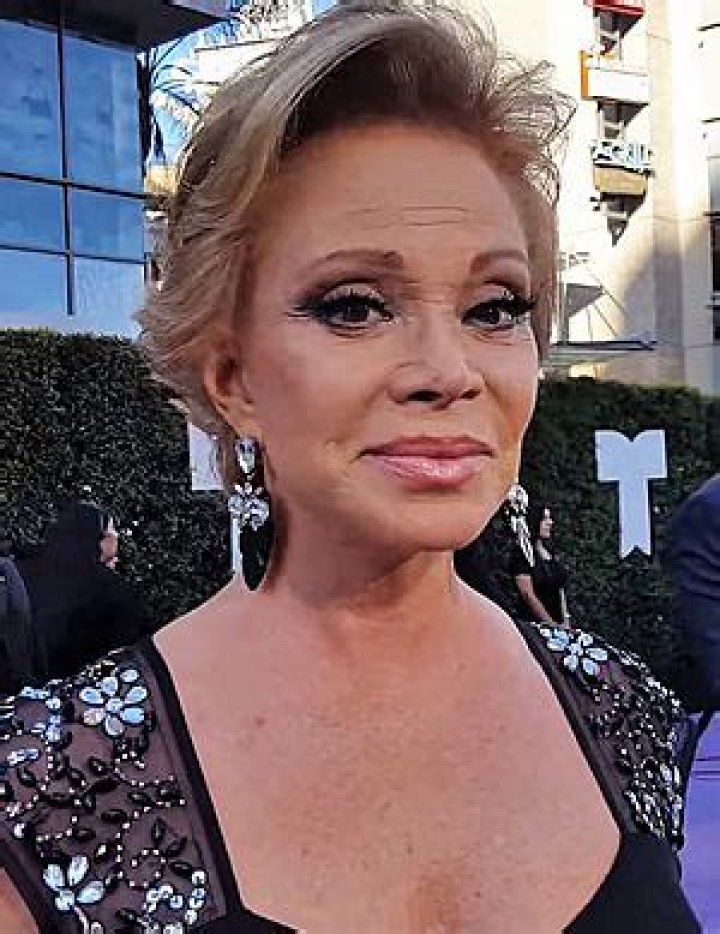 Paloma San Basilio Facts