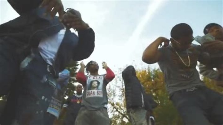 Pick her up knock her back down pull her tracks out lyrics