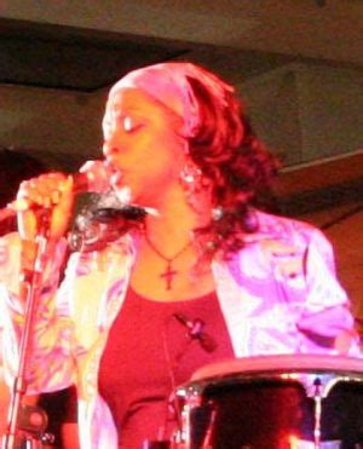 Regina Belle Facts