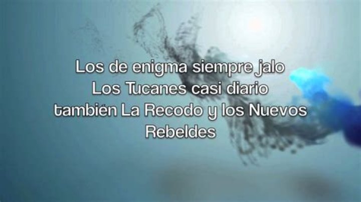 Regulo Caro Empujando La Línea Lyrics English Translation