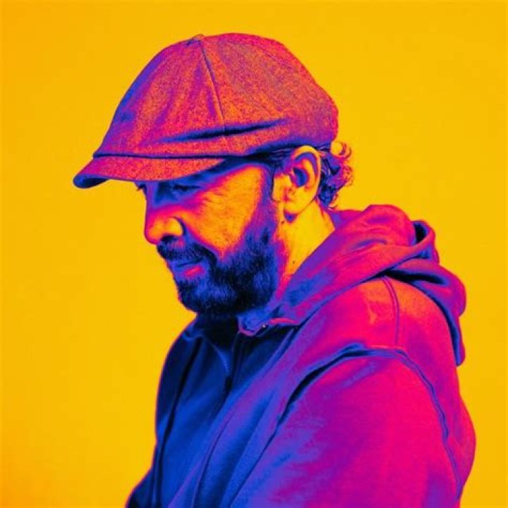 Significado de Me Enamoro de Ella de Juan Luis Guerra