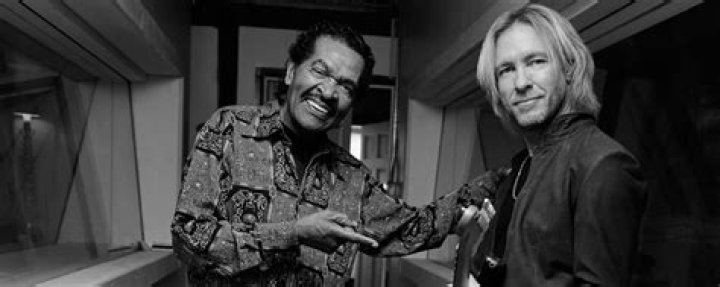 The Meaning Behind The Song: A Bad Goodbye by Clint Black