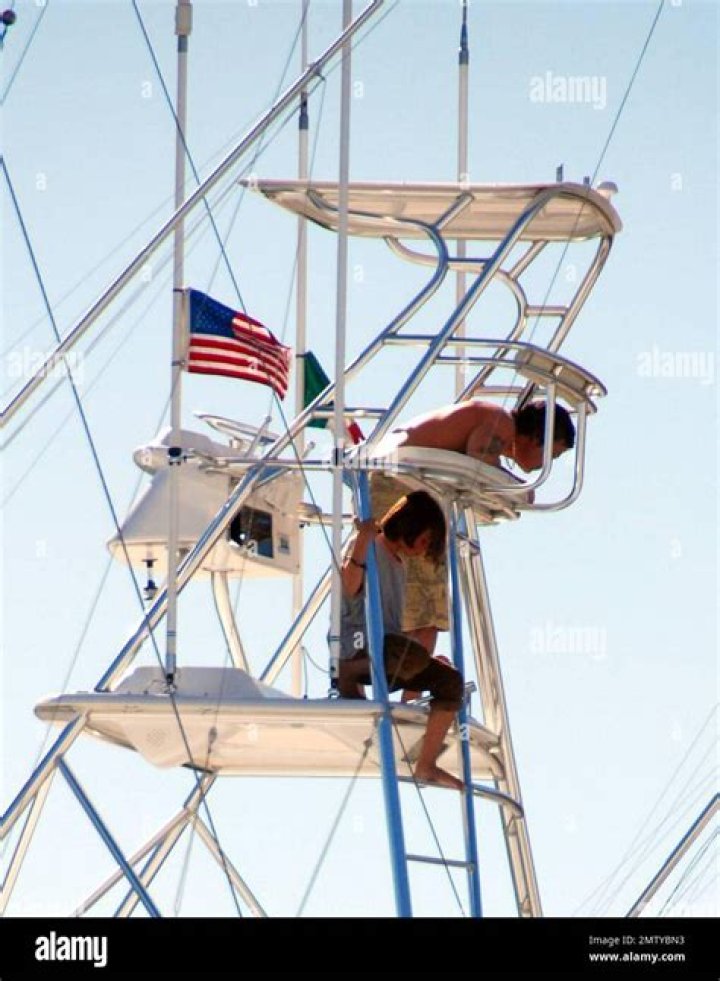 The Meaning Behind The Song: Brandon by Mötley Crüe