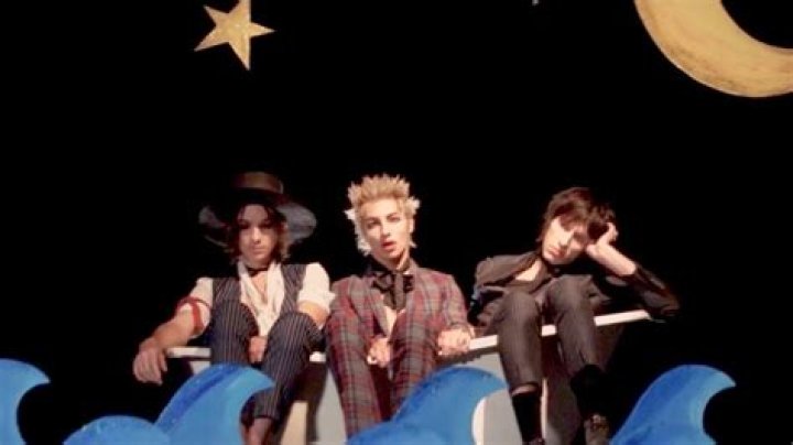 The Meaning Behind The Song: Dying in a Hot Tub by Palaye Royale