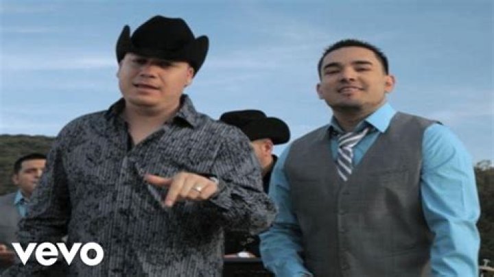 The Meaning Behind The Song: El Punto Final by Conjunto Atardecer