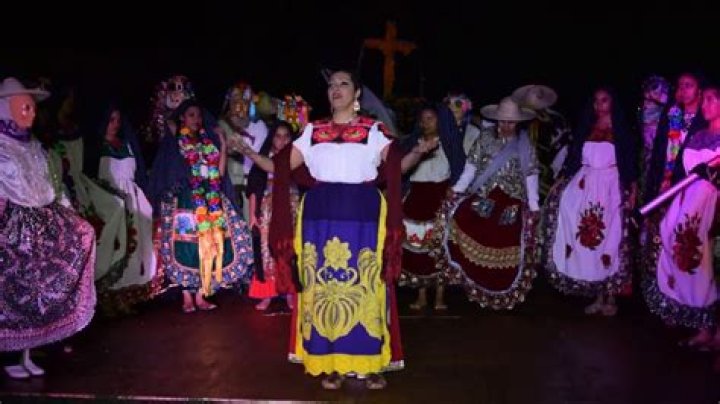 The Meaning Behind The Song: Flor Michoacana by Mariel de Mexico