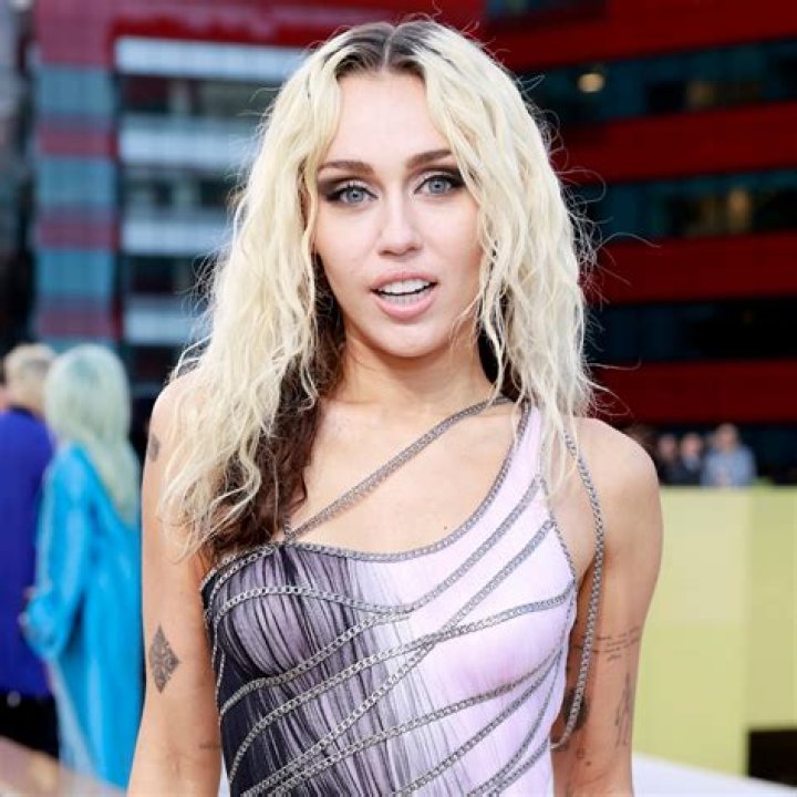 The Meaning Behind The Song: Giving You Up by Miley Cyrus