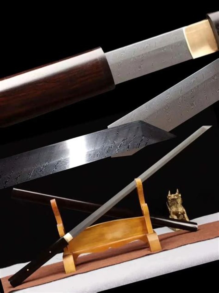 The Meaning Behind The Song: HigherPower by ​​shikomizue