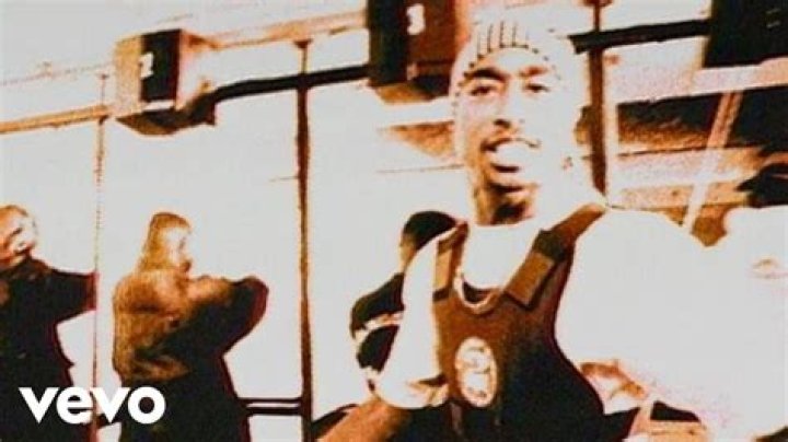 The Meaning Behind The Song: Holler If Ya’ Hear Me by 2Pac
