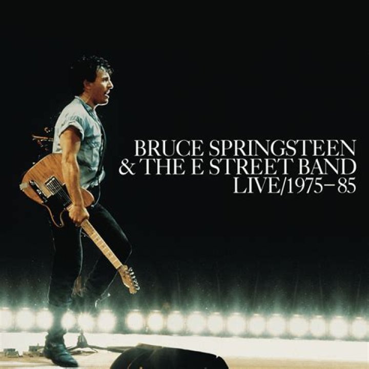 The Meaning Behind The Song: Hungry Heart [Live 1975/85] by Bruce Springsteen