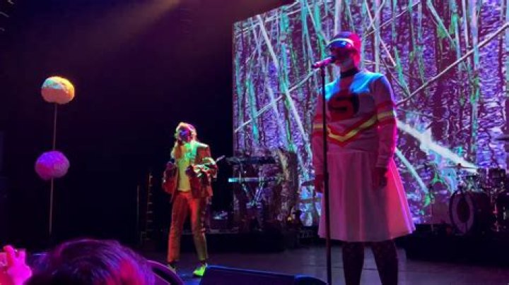 The Meaning Behind The Song: I’m a Lady by Santigold