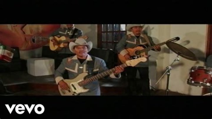 The Meaning Behind The Song: La Moneda by Vagon Chicano