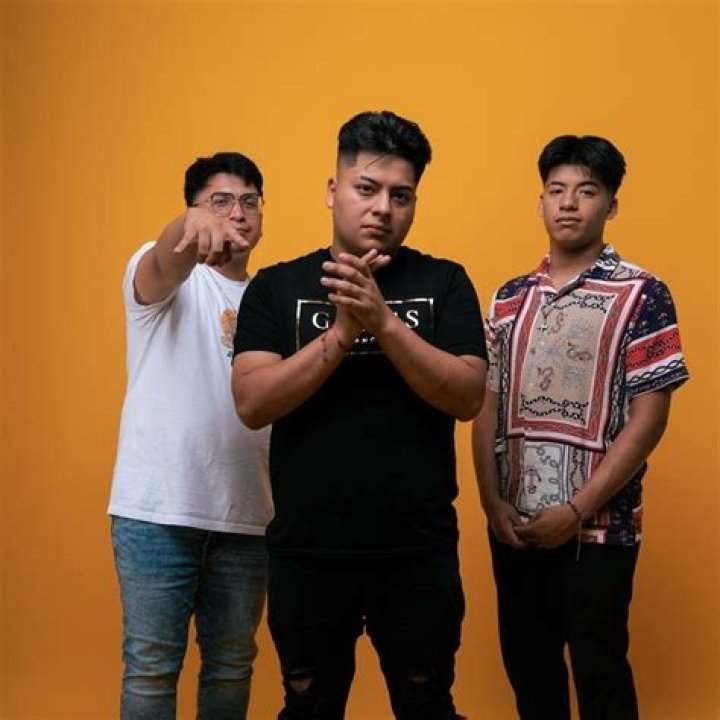 The Meaning Behind The Song: La Vida Da Vueltas by Giovanni Y Su Equipo Escoltado