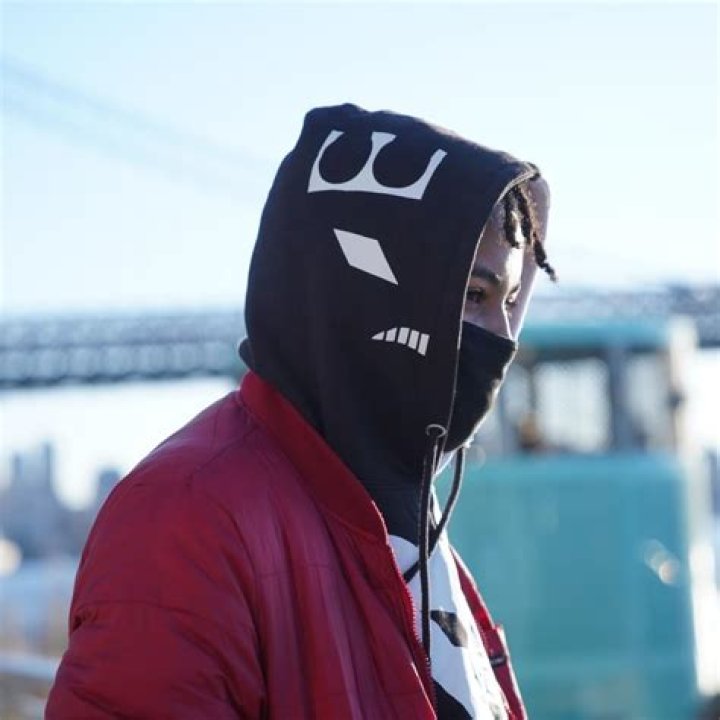 The Meaning Behind The Song: Mad Money by Will Noon