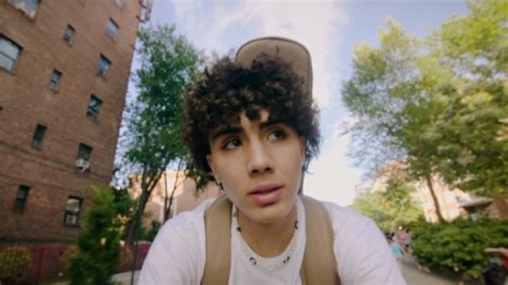 The Meaning Behind The Song: No Te Quiero Perder by DannyLux