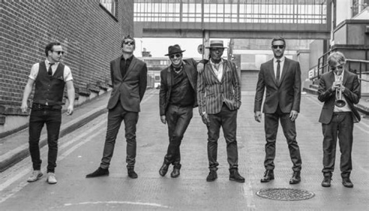 The Meaning Behind The Song: Pistols (Remix) by Drake