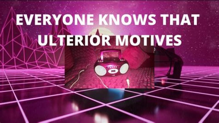 The Meaning Behind The Song: Ulterior Motives (Everyone Knows That) by Motives (Pop)
