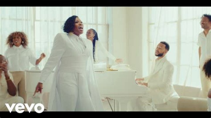The Meaning Behind The Song: You Make Me Happy by Tasha Cobbs