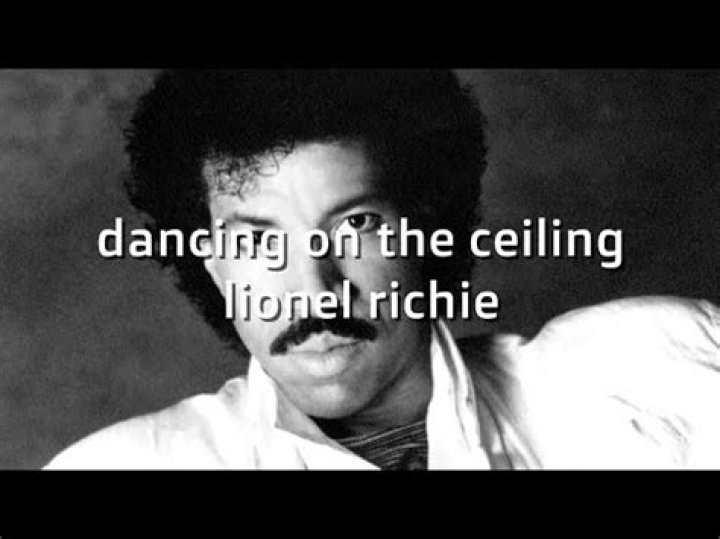 We gonna dance, our hands to the ceiling lyrics